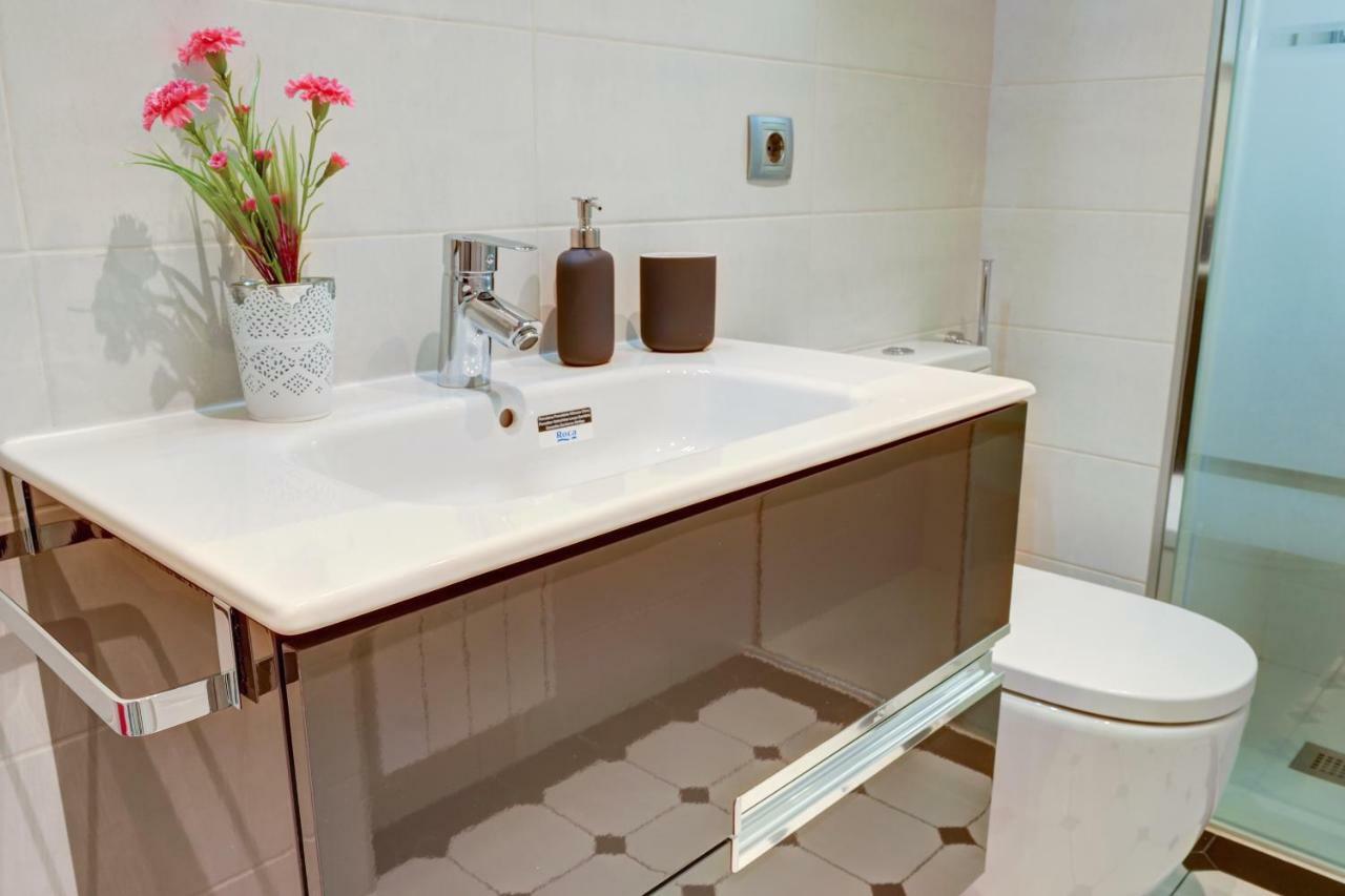 Apartamentos San Lázaro 2 Saragozza Esterno foto